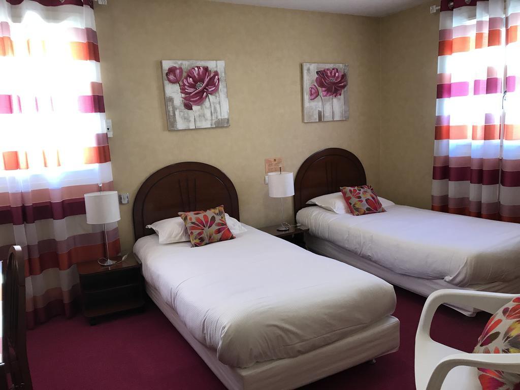 Auv'Hotel Mauriac  Exteriér fotografie